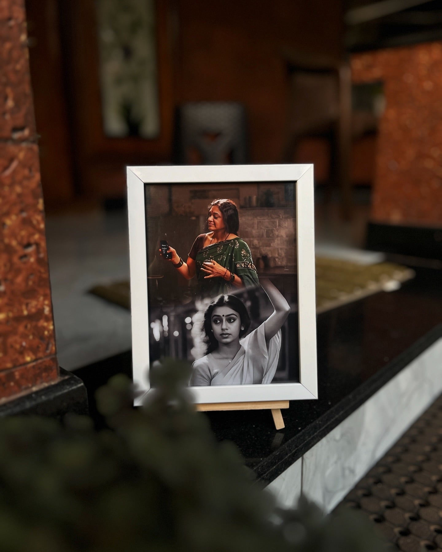 Photo Frame - Wall Mount